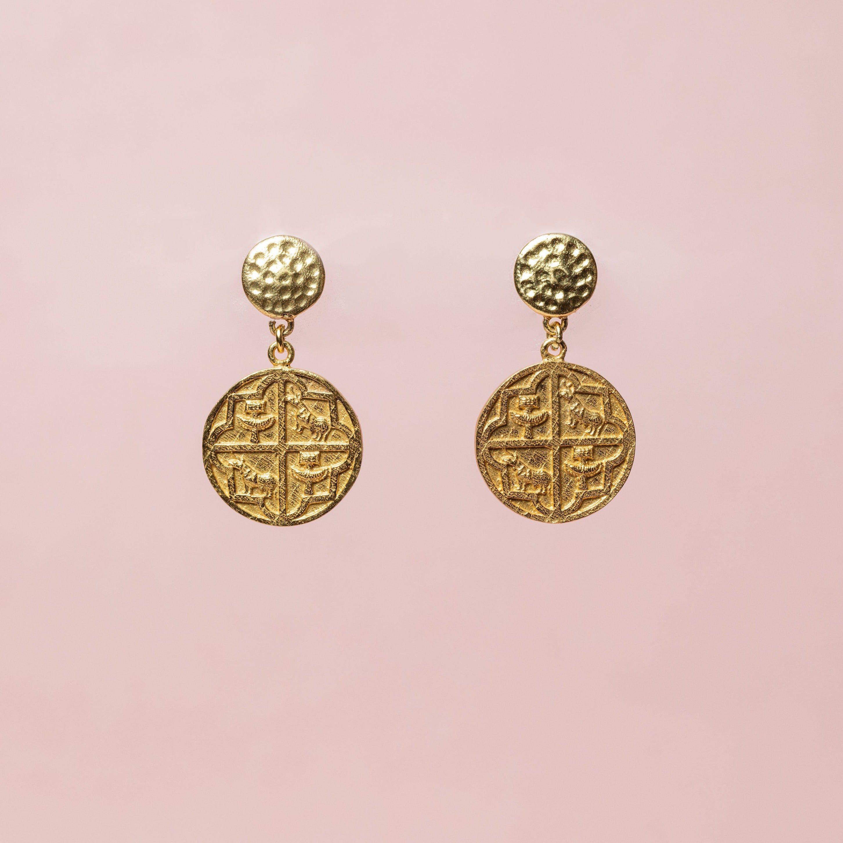 Daro Earrings